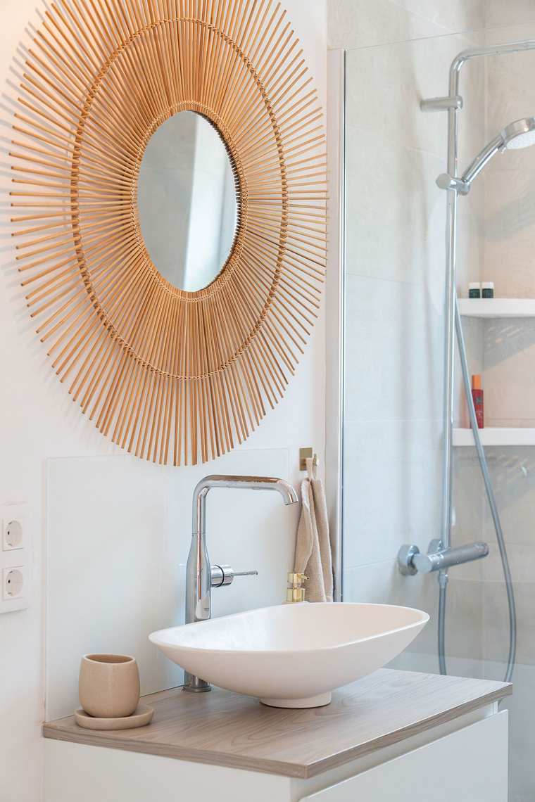 The shower room